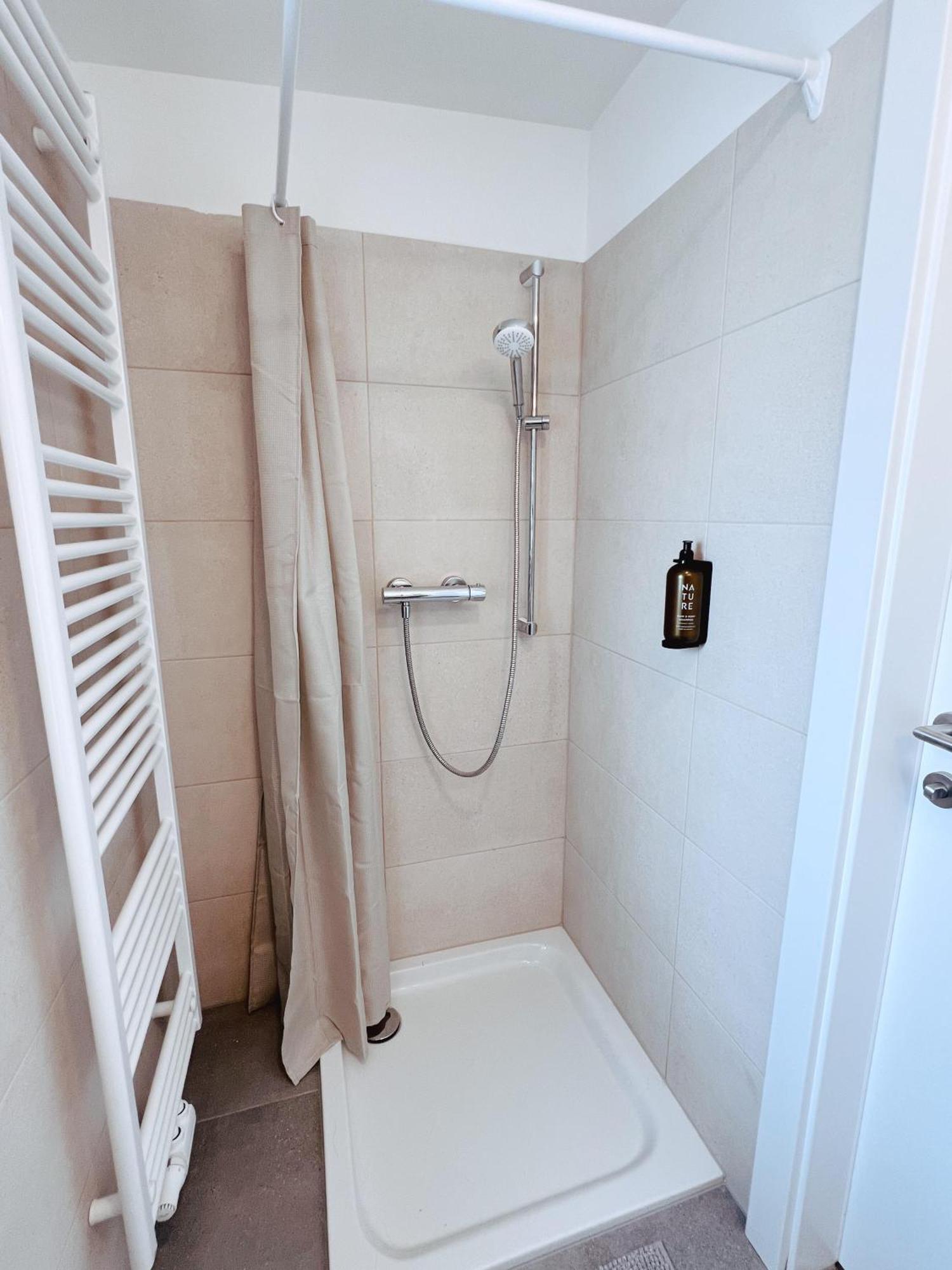 Brunnenmarkt Balcony Apartment Bécs Kültér fotó